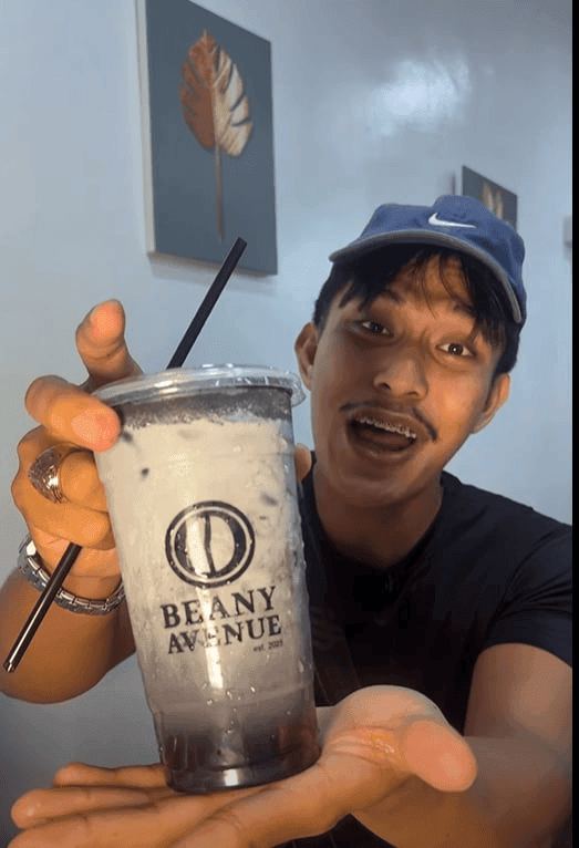 Vlogger highlight at Beany Avenue